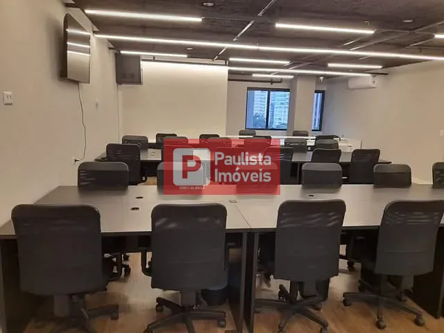 Conjunto comercial com 112m², para alugar, no bairro Brooklin em São Paulo