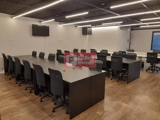 Conjunto comercial com 112m², para alugar, no bairro Brooklin em São Paulo