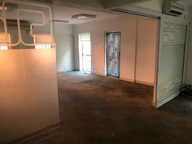 Conjunto comercial com 100m², para alugar, no bairro Vila Romana em São Paulo