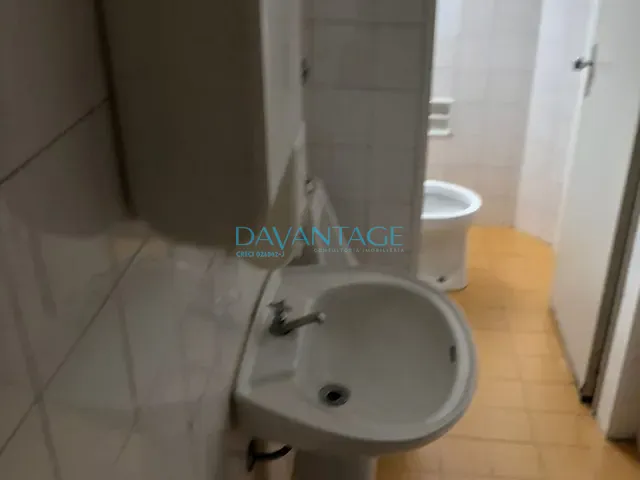 Conjunto comercial com 100m², para alugar, no bairro Vila Romana em São Paulo