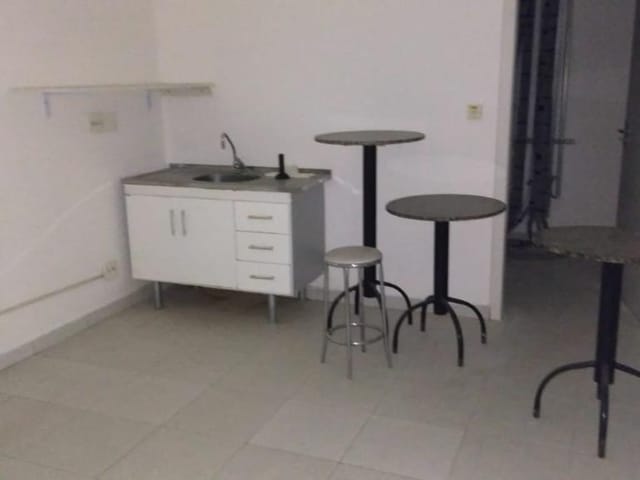 Conjunto para alugar, no bairro Liberdade em São Paulo