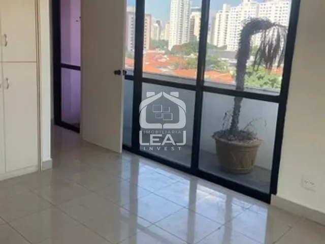 Conjunto comercial com 80m², à venda, no bairro Vila Nova Conceição em São Paulo