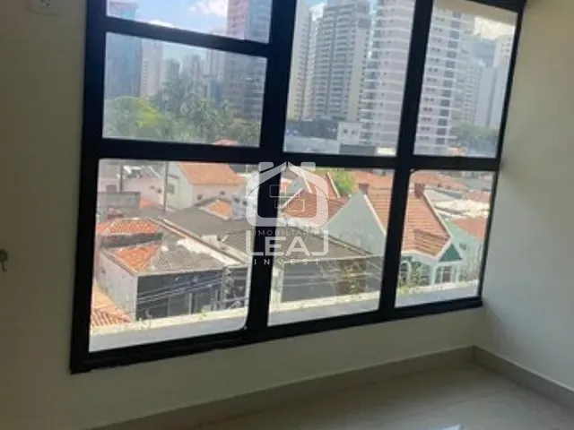 Conjunto comercial com 80m², à venda, no bairro Vila Nova Conceição em São Paulo