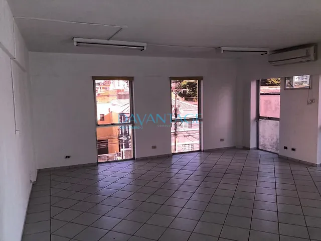 Conjunto comercial com 100m², para alugar, no bairro Vila Romana em São Paulo