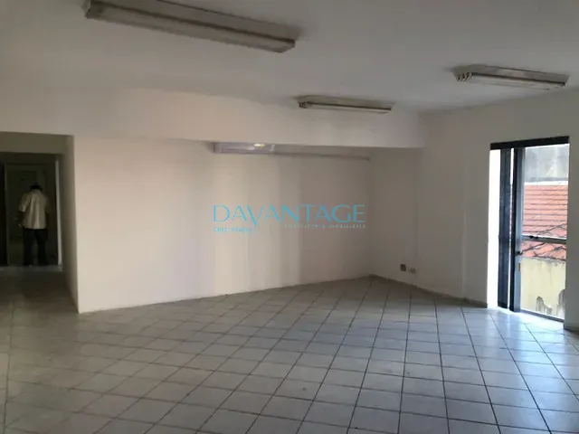 Conjunto comercial com 110m², para alugar, no bairro Vila Romana em São Paulo