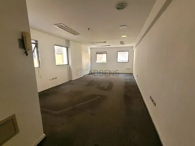 Conjunto comercial para alugar, no bairro Jardim Paulista em São Paulo