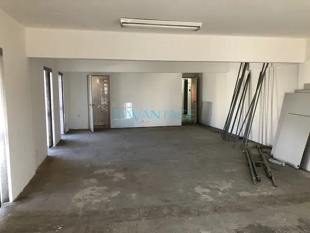 Conjunto comercial com 110m², para alugar, no bairro Vila Romana em São Paulo