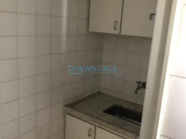 Conjunto comercial com 110m², para alugar, no bairro Vila Romana em São Paulo