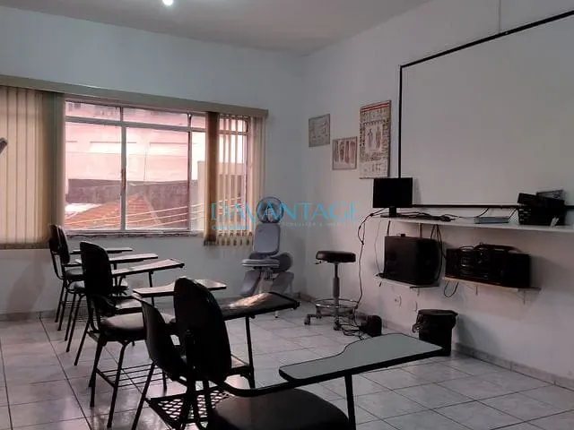 Conjunto comercial com 240m², para alugar, no bairro Lapa em São Paulo