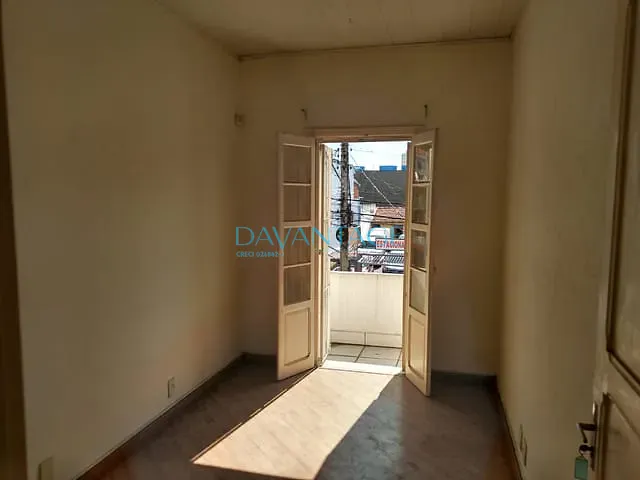 Conjunto comercial com 240m², para alugar, no bairro Vila Ipojuca em São Paulo