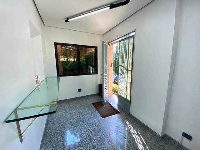 Sobrado com 366m², à venda, no bairro Jardim América em São Paulo