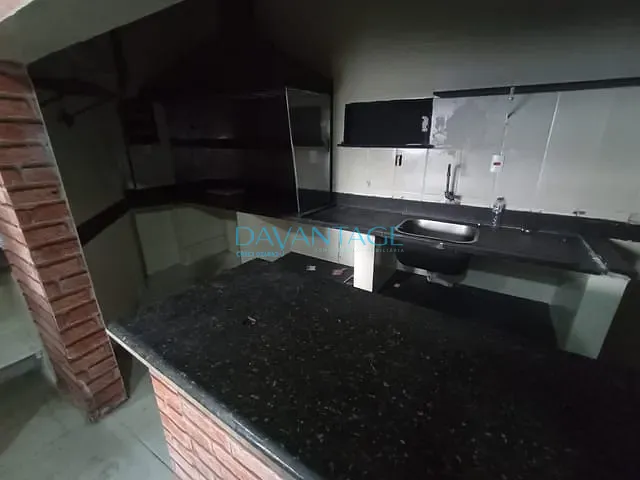 Ponto com 60m², para alugar, no bairro Vila Anastácio em São Paulo
