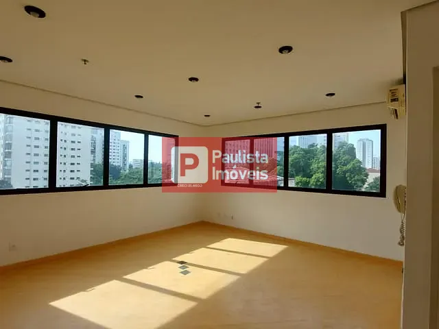 Conjunto comercial com 30m², à venda ou para alugar, no bairro Campo Belo em São Paulo
