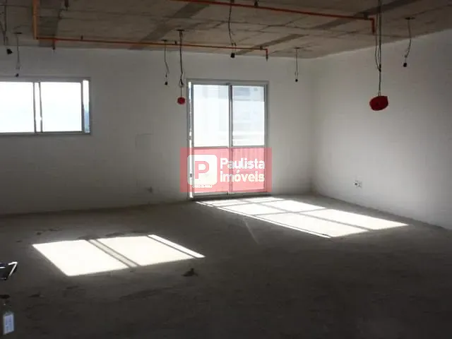 Conjunto comercial com 65m², à venda, no bairro Jardim Dom Bosco em São Paulo