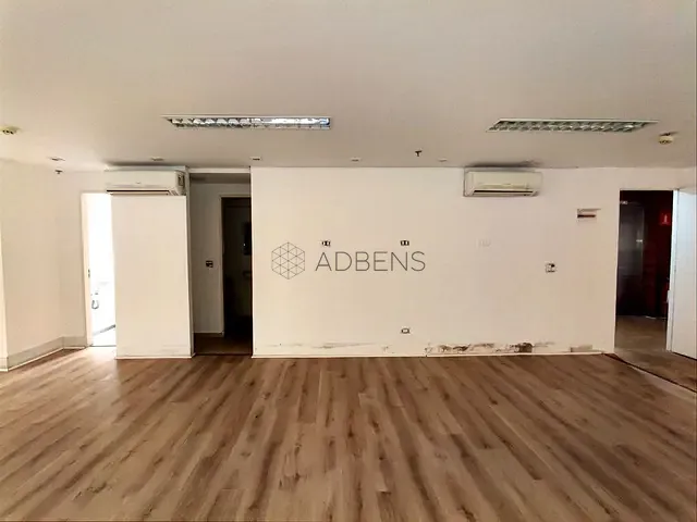 Conjunto comercial para alugar, no bairro Jardim Paulista em São Paulo