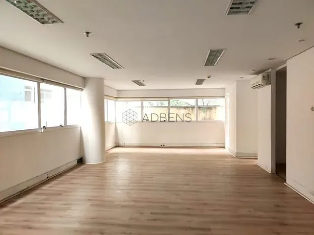 Conjunto comercial para alugar, no bairro Jardim Paulista em São Paulo