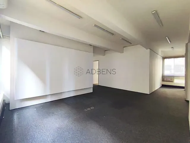 Conjunto comercial para alugar, no bairro Jardim Paulista em São Paulo
