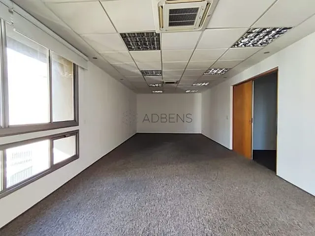 Conjunto comercial para alugar, no bairro Jardim Paulista em São Paulo