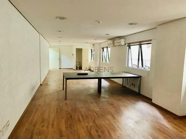 Conjunto comercial para alugar, no bairro Jardim Paulista em São Paulo