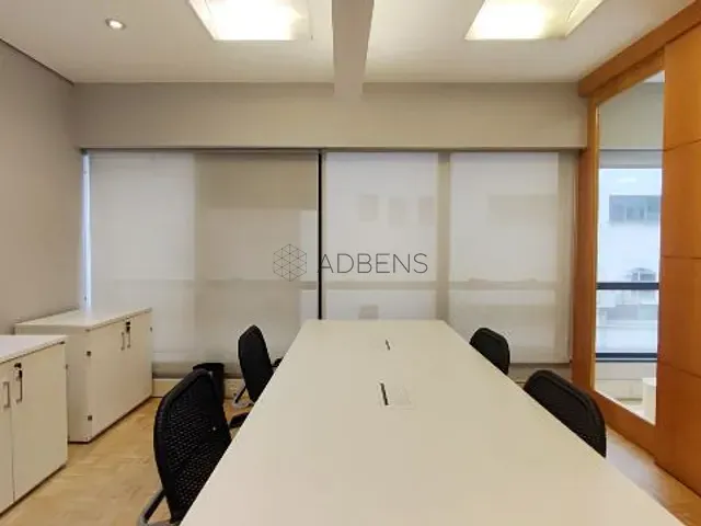 Conjunto comercial para alugar, no bairro Vila Olímpia em São Paulo