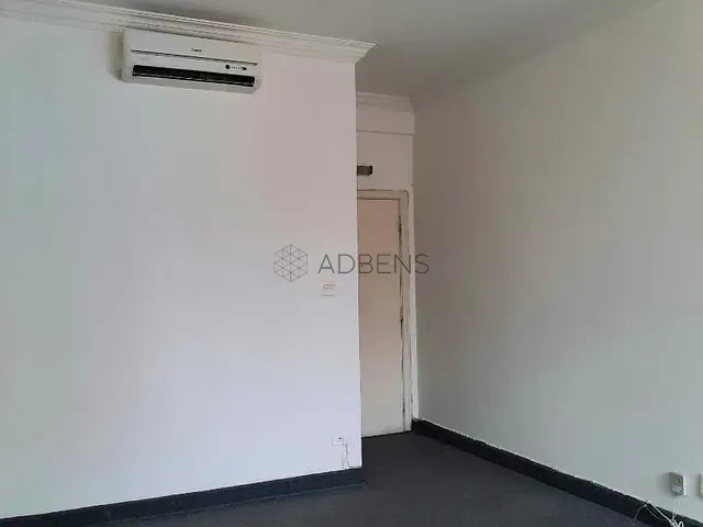 Conjunto comercial para alugar, no bairro República em São Paulo