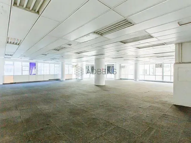 Conjunto comercial à venda ou para alugar, no bairro Centro em São Paulo