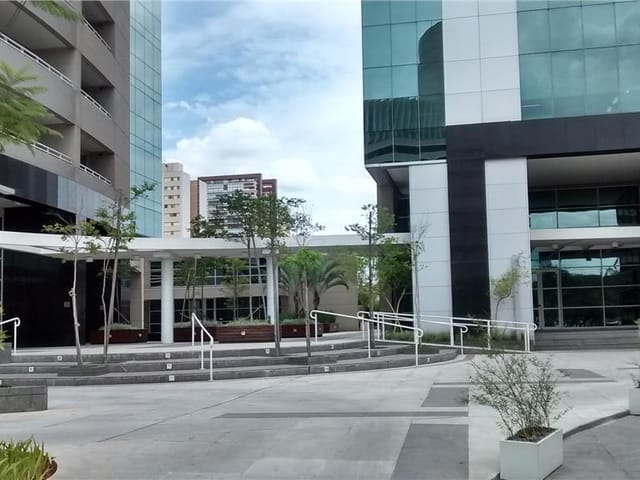 Foto do Conjunto comercial - Conjunto Comercial 71,55 m² - venda por R$ 715.500,00-  Com infraestrutura completa, com água, esgoto,  zelador, sacada, Granja Julieta - São Paulo/SP | Paulista Imóveis