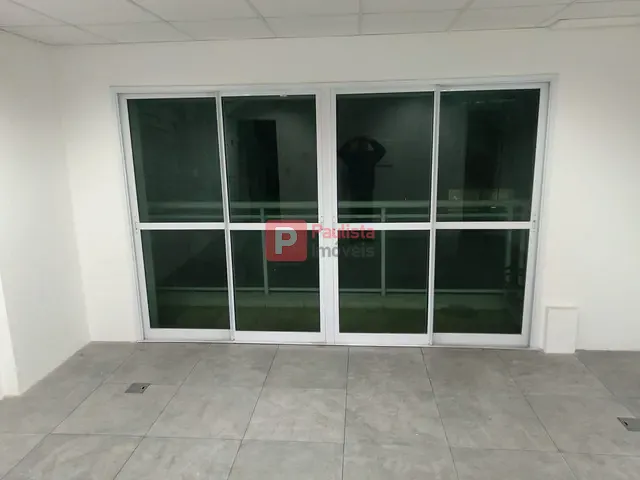 Conjunto comercial com 55m², à venda ou para alugar, no bairro Santo Amaro em São Paulo