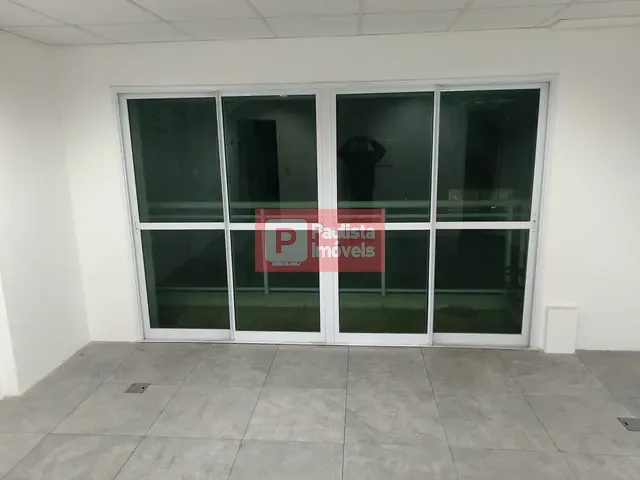 Conjunto comercial com 55m², à venda ou para alugar, no bairro Santo Amaro em São Paulo