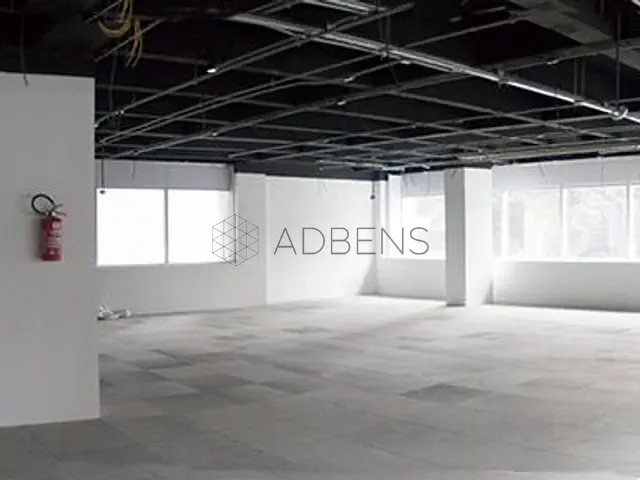Conjunto comercial à venda ou para alugar, no bairro Bela Vista em São Paulo