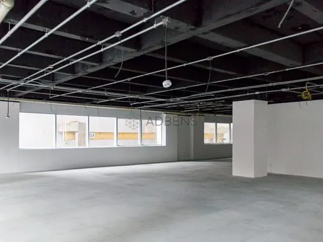 Conjunto comercial à venda ou para alugar, no bairro Bela Vista em São Paulo