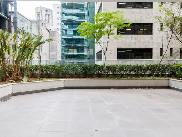 Conjunto comercial à venda ou para alugar, no bairro Bela Vista em São Paulo