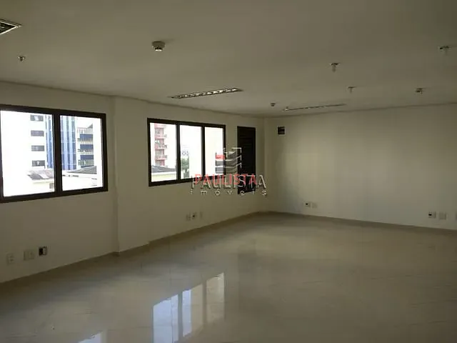 Conjunto comercial à venda, no bairro Saúde em São Paulo