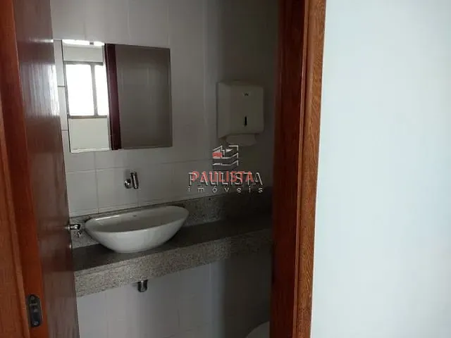 Conjunto comercial à venda, no bairro Saúde em São Paulo