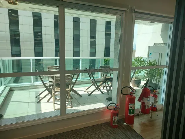 Conjunto comercial para alugar, no bairro Pinheiros em São Paulo