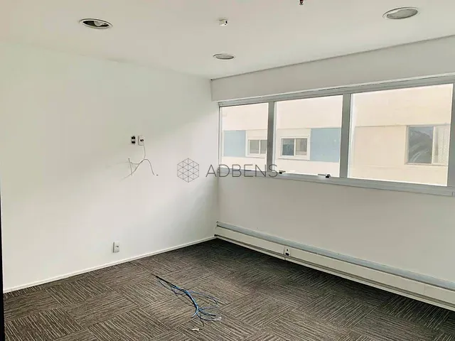 Conjunto comercial para alugar, no bairro Jardim Paulista em São Paulo