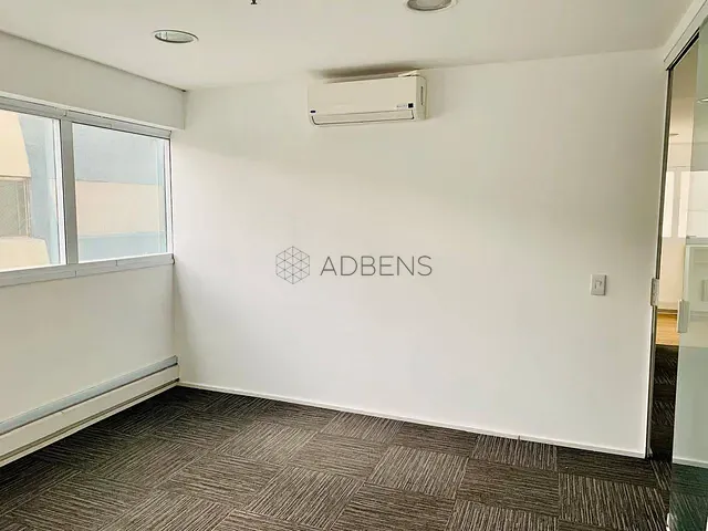 Conjunto comercial para alugar, no bairro Jardim Paulista em São Paulo