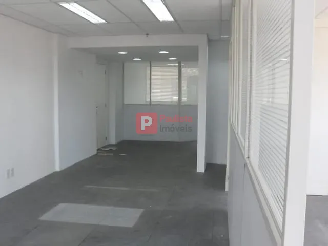 Conjunto comercial com 130m², à venda, no bairro Jardim Dom Bosco em São Paulo
