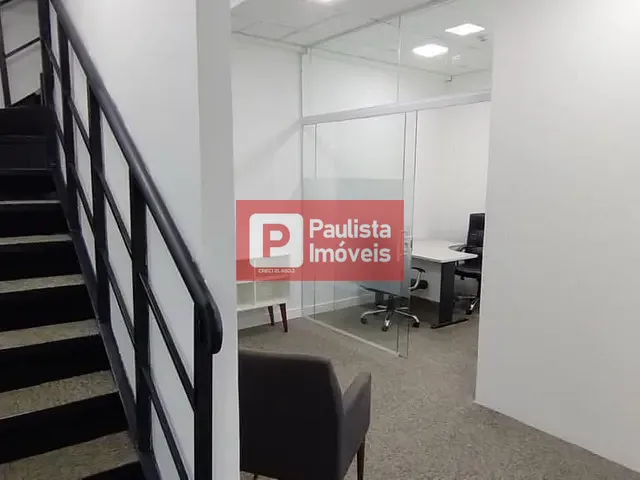 Conjunto comercial com 145m², para alugar, no bairro Vila Cordeiro em São Paulo