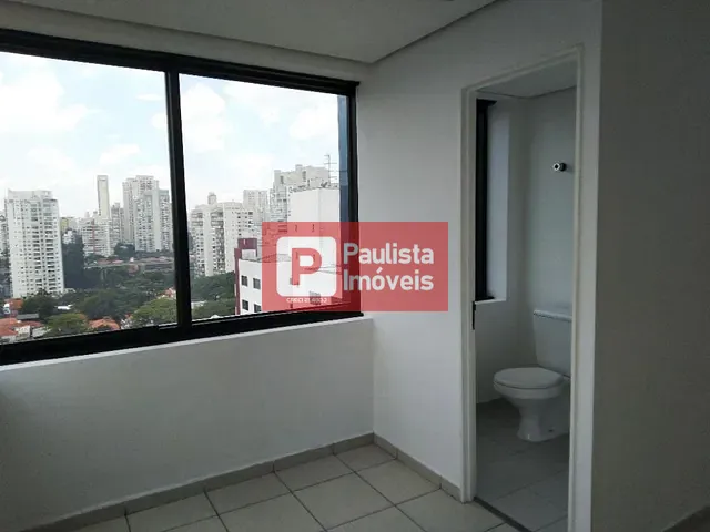 Conjunto comercial à venda, no bairro Vila Cordeiro em São Paulo
