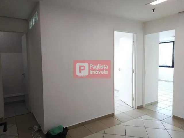 Conjunto comercial à venda, no bairro Vila Cordeiro em São Paulo