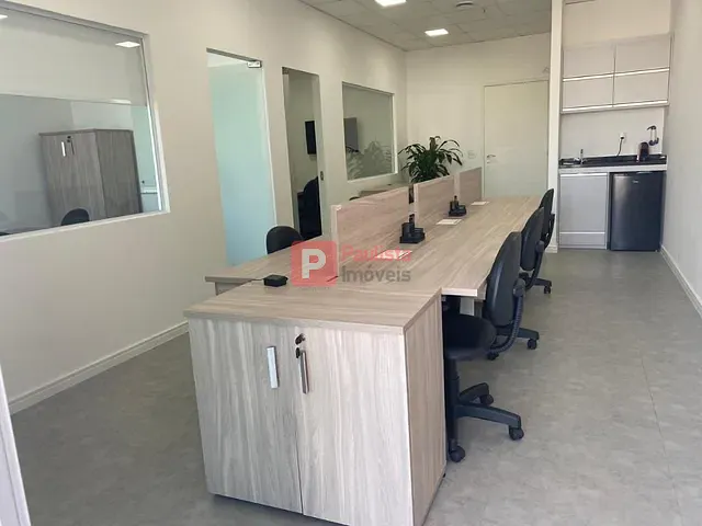Conjunto comercial com 90m², para alugar, no bairro Vila Cordeiro em São Paulo