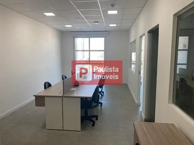 Conjunto comercial com 90m², para alugar, no bairro Vila Cordeiro em São Paulo