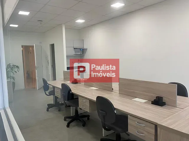 Conjunto comercial com 90m², para alugar, no bairro Vila Cordeiro em São Paulo