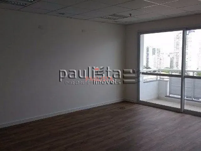 Conjunto comercial à venda, no bairro Vila Dom Pedro I em São Paulo