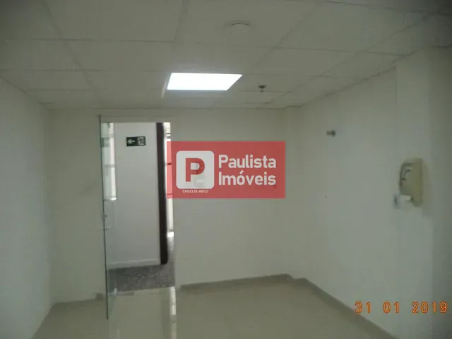 Conjunto comercial com 498m², à venda ou para alugar, no bairro Parque Santa Cecília em São Paulo