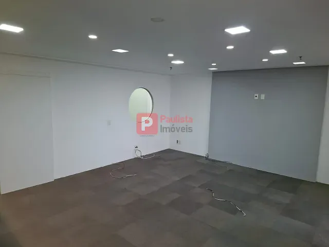 Conjunto comercial com 85m², à venda ou para alugar, no bairro Vila Almeida em São Paulo