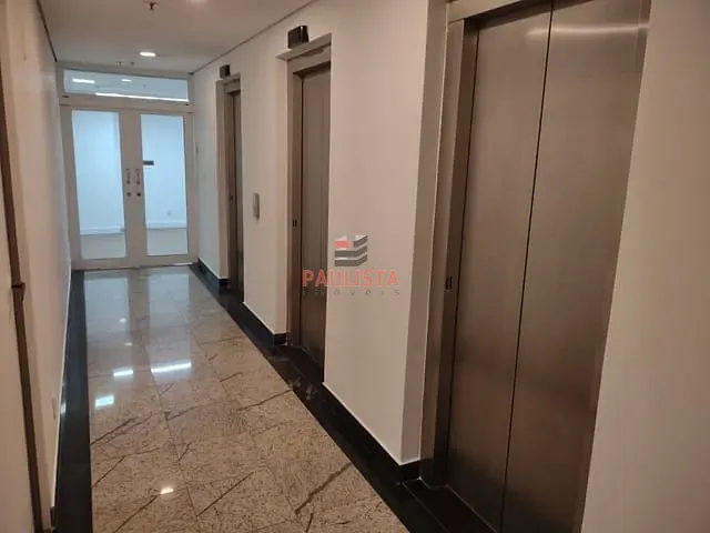 Andar corporativo com 400m², para alugar, no bairro Jardim Paulista em São Paulo