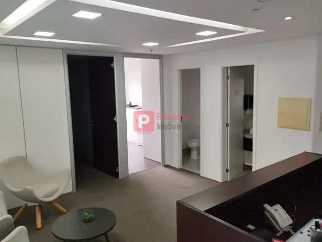Conjunto comercial à venda ou para alugar, no bairro Santo Amaro em São Paulo