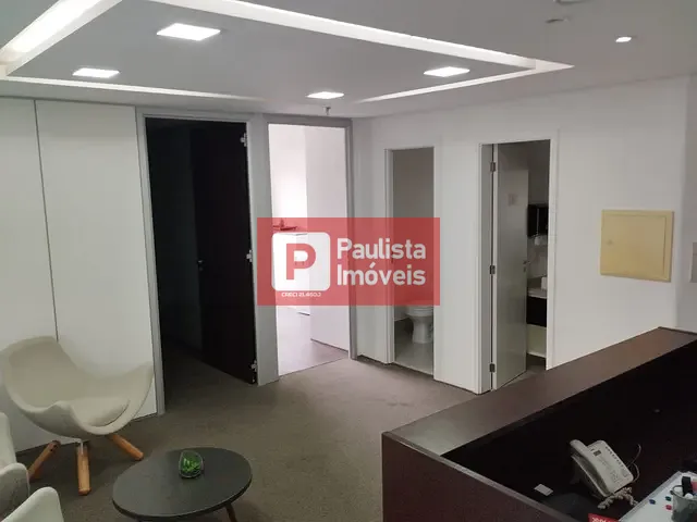 Conjunto comercial à venda ou para alugar, no bairro Santo Amaro em São Paulo